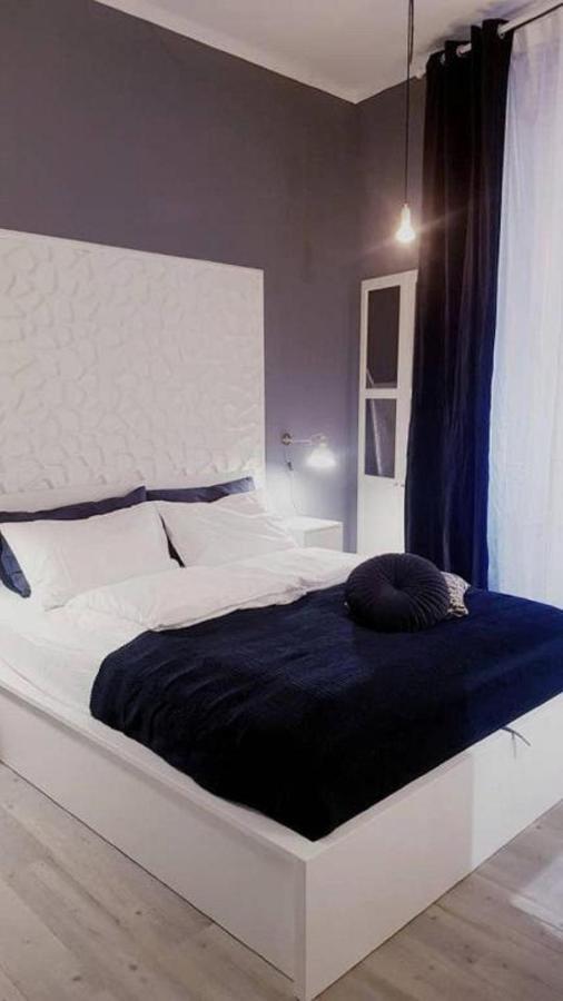 Joivy Heart Of The City 1 Bed Apt Near Castle Belvedere Gênes Extérieur photo