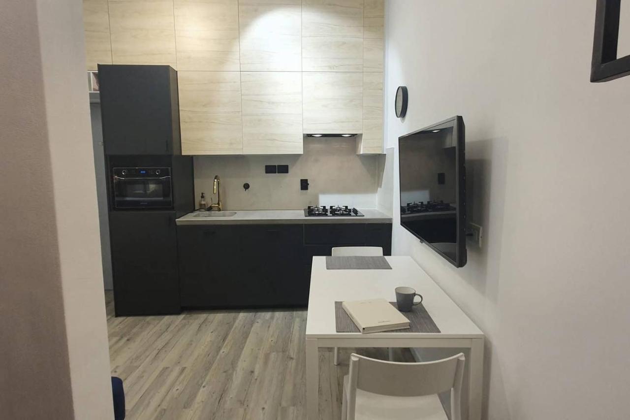 Joivy Heart Of The City 1 Bed Apt Near Castle Belvedere Gênes Extérieur photo