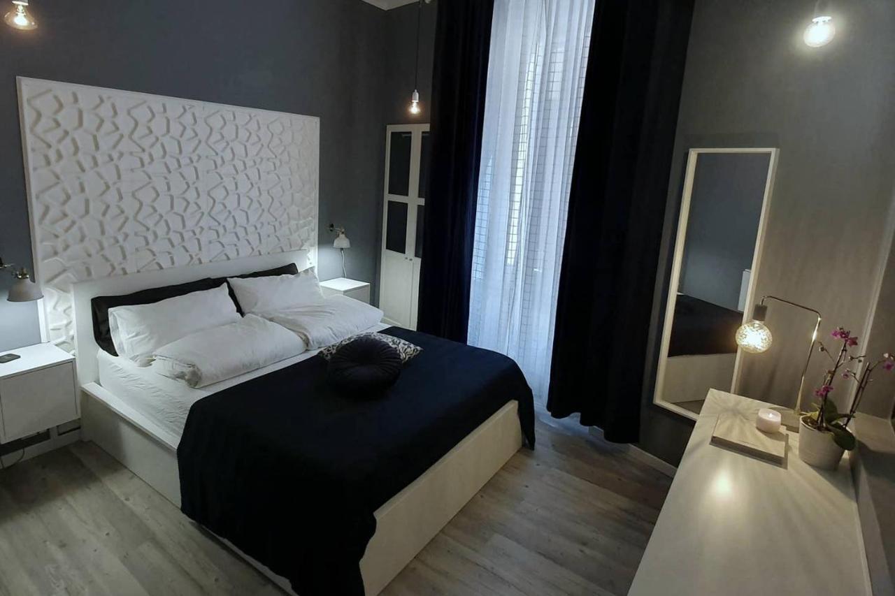 Joivy Heart Of The City 1 Bed Apt Near Castle Belvedere Gênes Extérieur photo